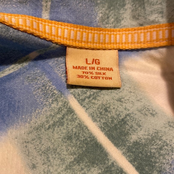 Tommy Bahama Silk Button-Up Short Sleeves Large - Picture 6 of 9